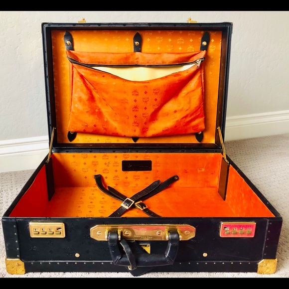 Vintage MCM Black travel trunk. - Picture 2 of 8